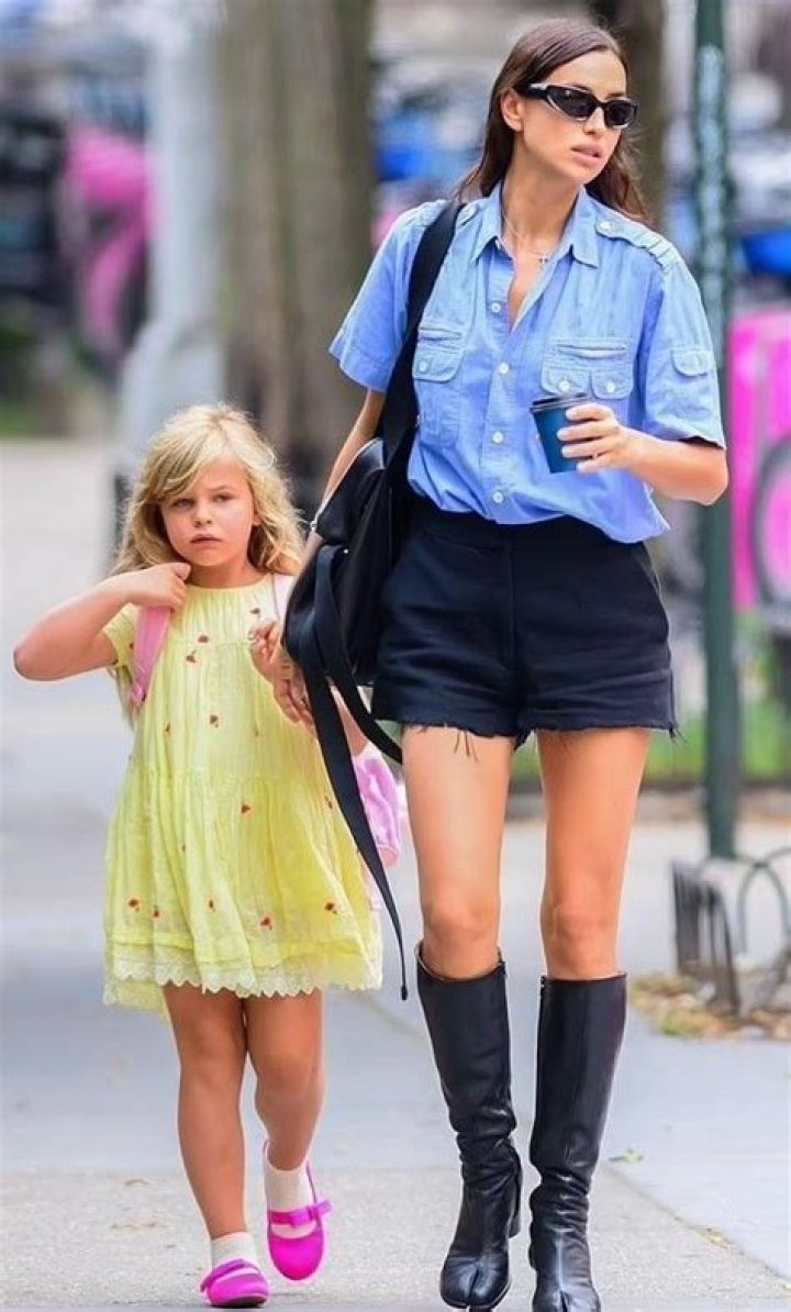 Irina Shayk Rocks Black Mini Dress While Out With Daughter 2 Weeks After Getaway With Kanye West