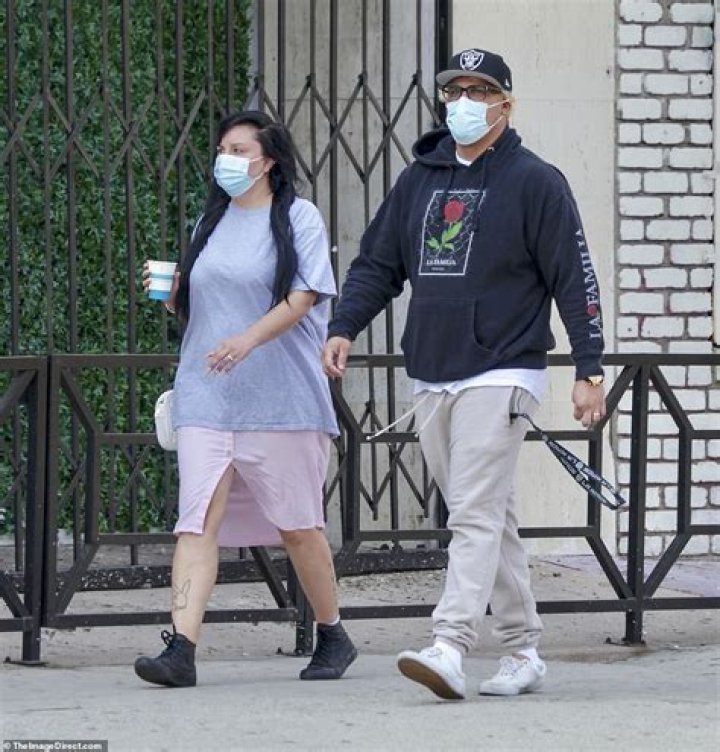 
Is Amanda Bynes Fiance Paul Michael Arrested Amid Drugs Use And Vandalizing Allegations? 