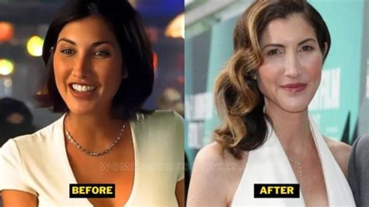 Jackie Sandler Plastic Surgery: Is Her Timeless Look a Result of Cosmetic Procedures?