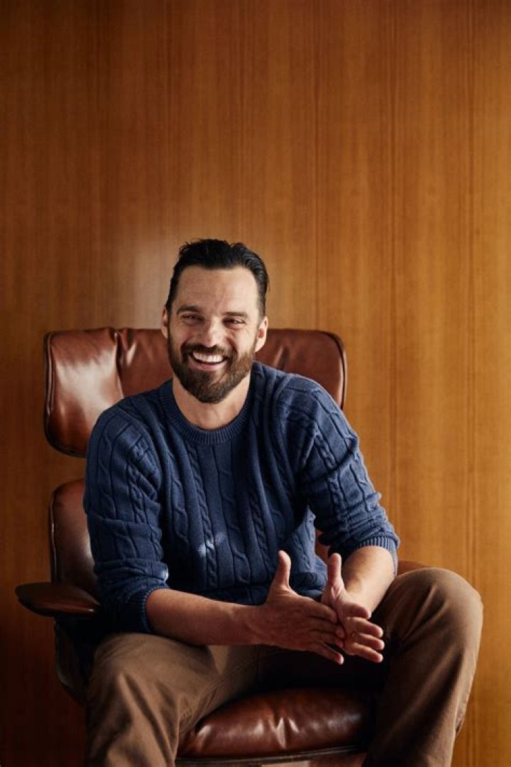 Jake Johnson – Hollywood Life