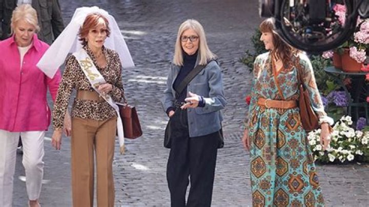 Jane Fonda Is A Blushing Bride Filming ‘Book Club 2’ With Diane Keaton, Candice Bergen & Mary Steenburgen