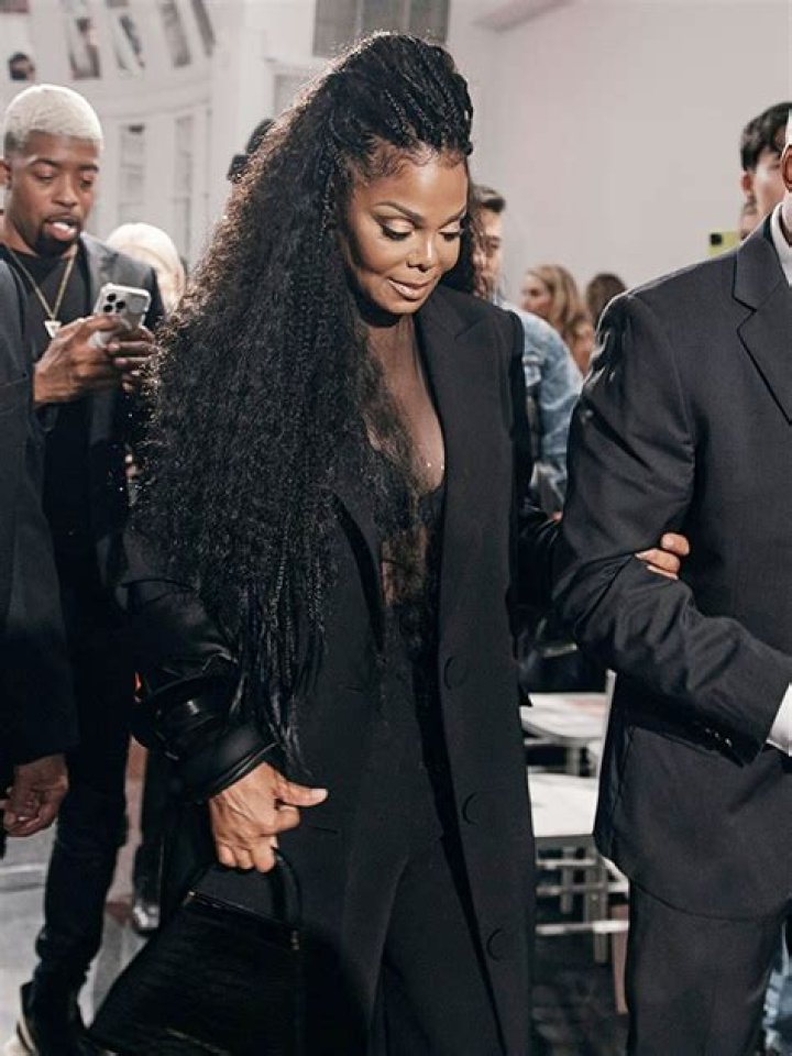 Janet Jackson’s Sheer Top At Christian Siriano Show NYFW: Photos – Hollywood Life