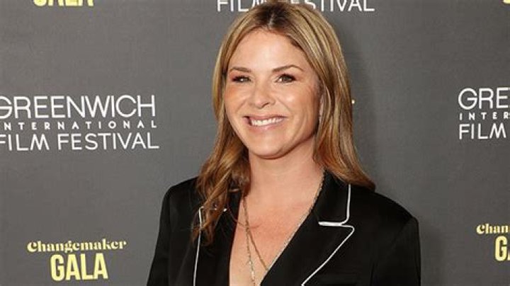 Jenna Bush Hager Reveals Husband Thought She’d Perform Song in Bra – Hollywood Life