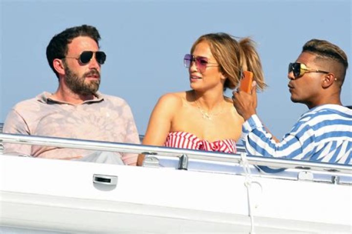 J.Lo & Ben Affleck Pack On The PDA Over Her Birthday Weekend — New Photo Of Couple Kissing