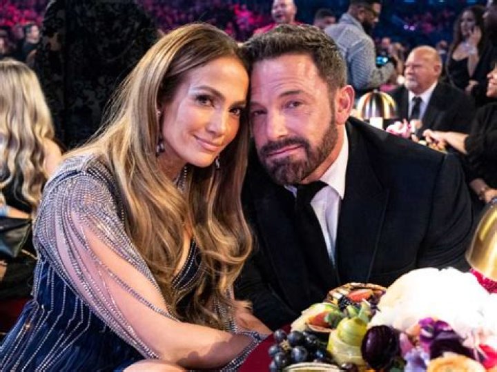 Jennifer Lopez & Ben Affleck Dance At Super Bowl 2022 – Hollywood Life