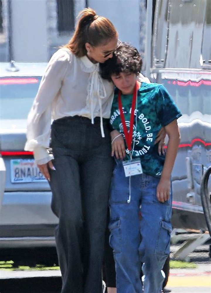 Jennifer Lopez Takes Daughter Emme To SZA’s Concert In LA: Photos – Hollywood Life