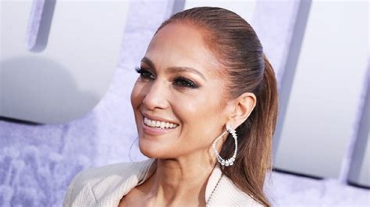 Jennifer Lopez Says This Mascara Is ‘The Most Important’ Step In Her Makeup Routine & You Can Try It Under $30