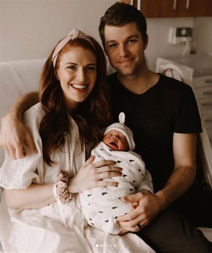 ‘Little People Big World’ Stars Jeremy Roloff & Wife Audrey Welcome Baby Boy — See Sweet 1st Pics