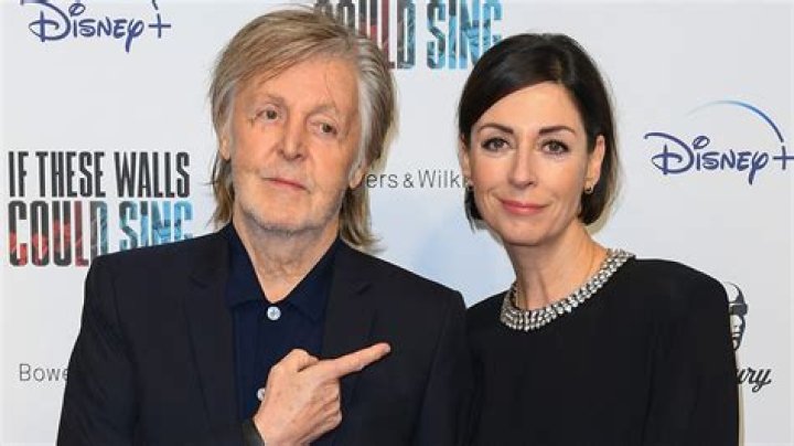 Jesse McCartney’s Video For ‘Friends’ Is A Mini-‘Greek’ Reunion – Hollywood Life