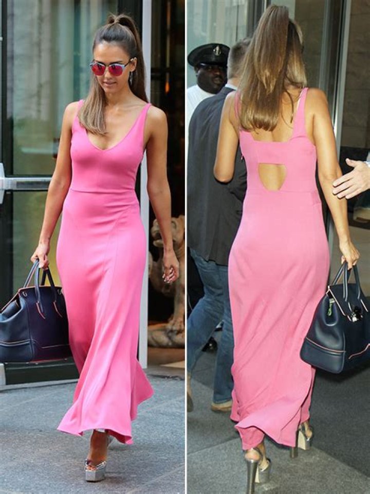 [PICS] Jessica Alba’s Pink Dress — Goes Braless & Channels Barbie – Hollywood Life
