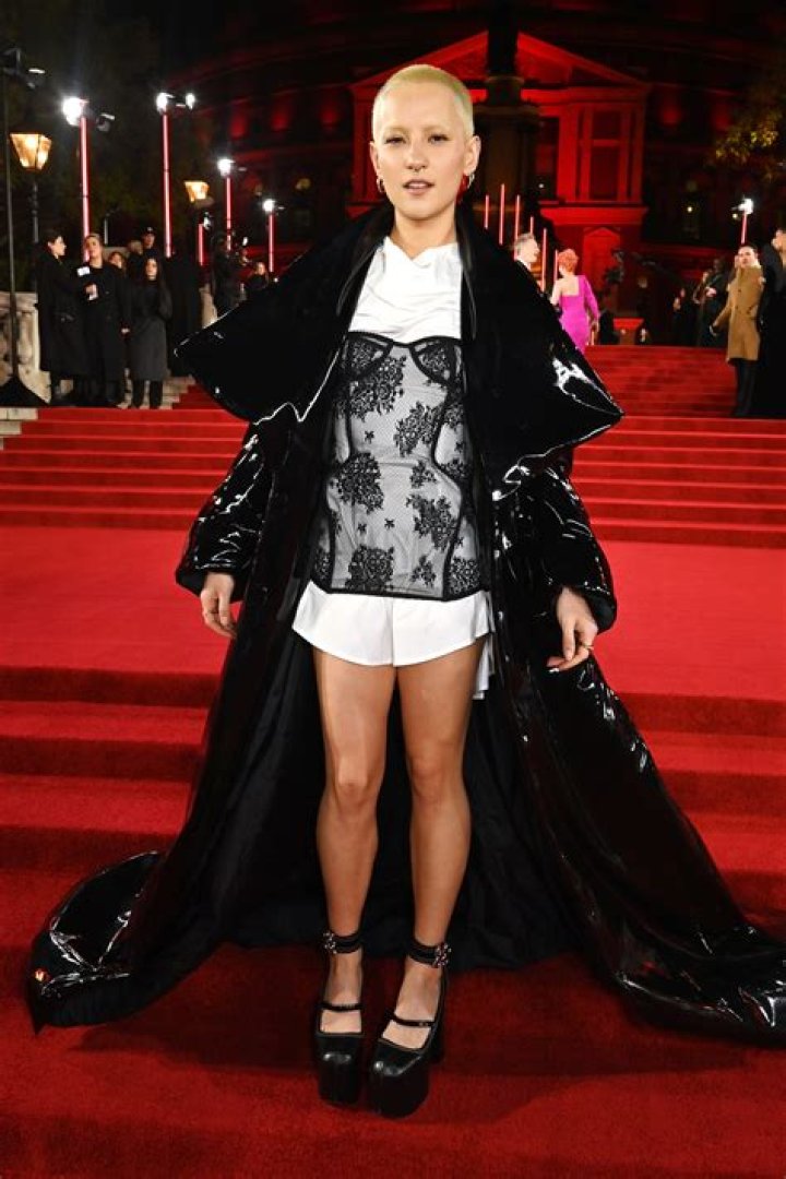 Jessie Mei Li Bra Size, Age, Weight, Height, Measurements