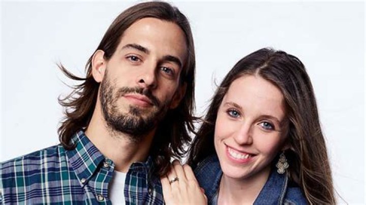 Jill Duggar Feeds Dog Breast Milk & Defends Decision From Haters: ‘Just Chill’