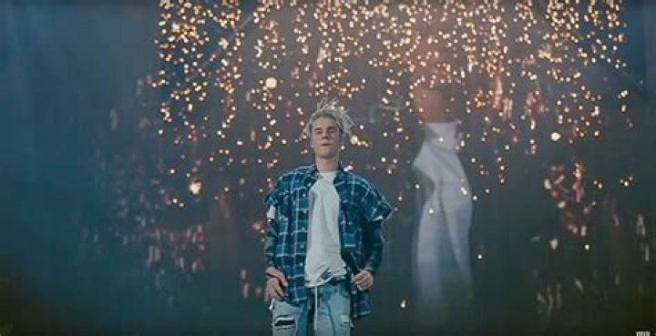 Justin Bieber ‘Company’– Pics