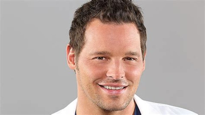 Justin Chambers Teases A Return To ‘Grey’s Anatomy’: Photo – Hollywood Life