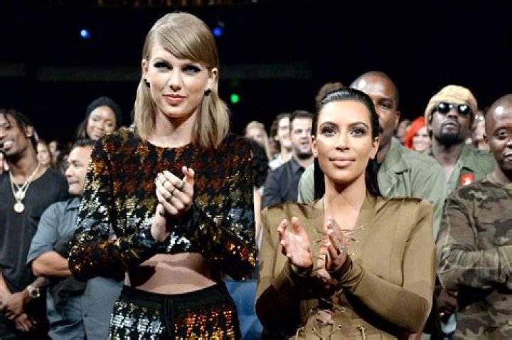 Are Kanye West & Kim Kardashian Upset Taylor Swift’s Singing Rumored Diss Track About Him At AMAs?