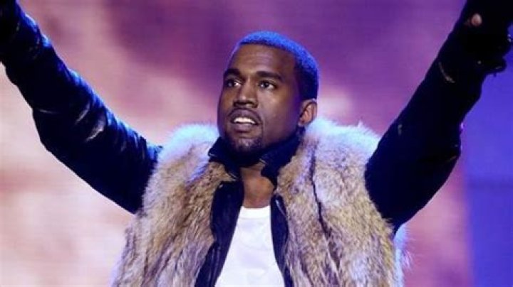 Kanye West Screams ‘Shut the F**k Up’ in Antisemitic Rant: Video – Hollywood Life