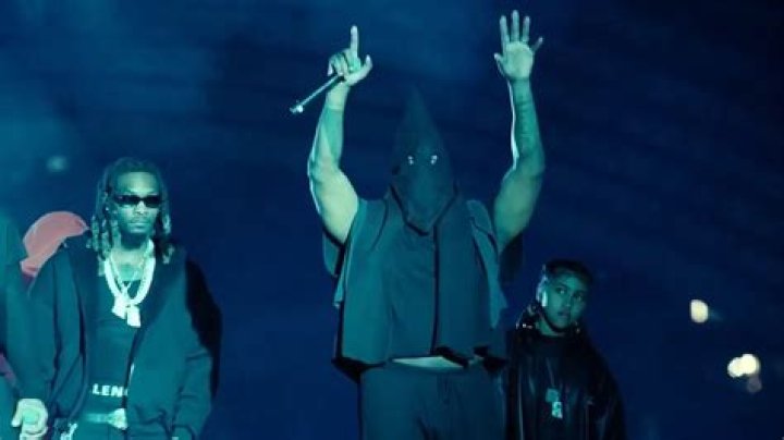 Kanye West Slammed for KKK-Style Hood and Antisemitic Lyrics – Hollywood Life