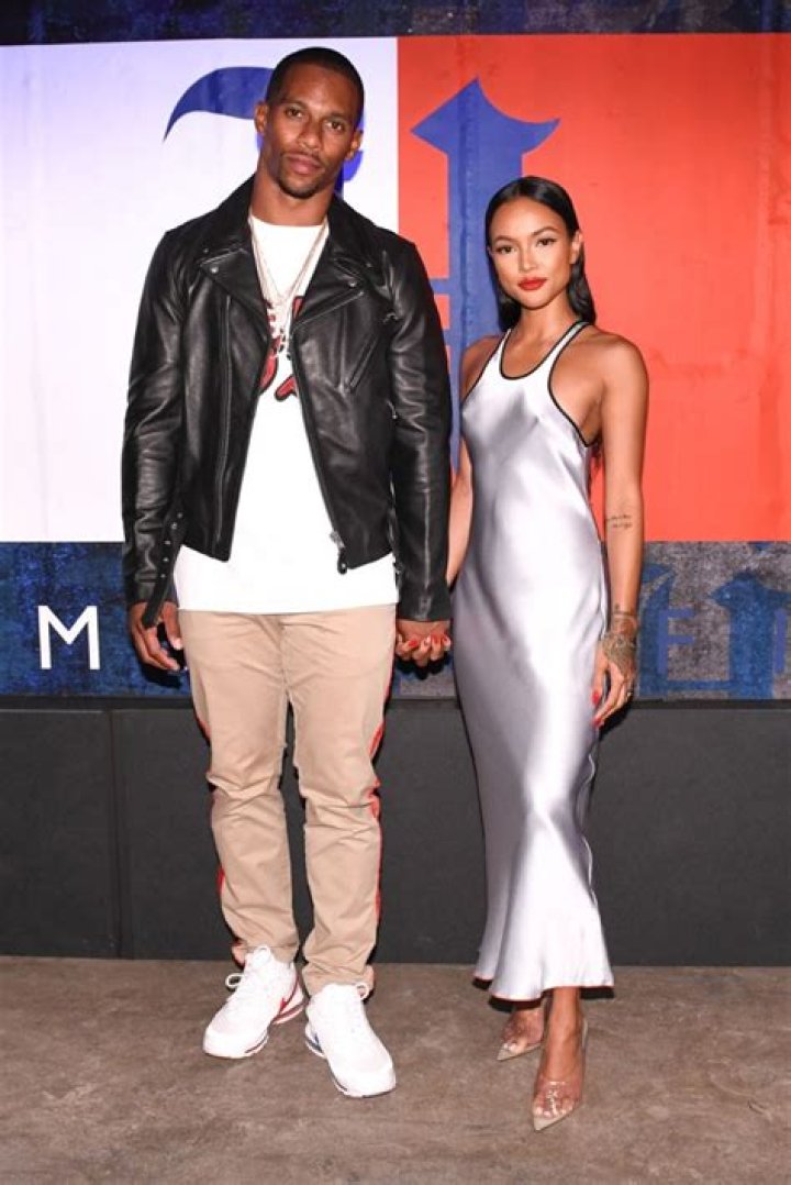 Karrueche Tran & Victor Cruz’s Pics – Hollywood Life