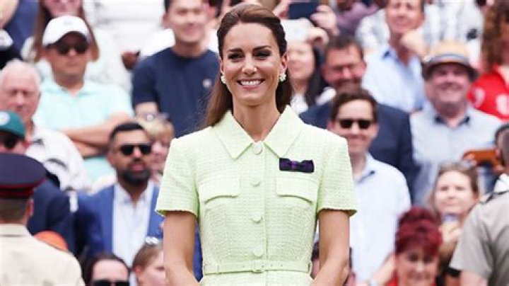 Kate Middleton Wears Shoulder-Baring Black Top At Music Festival – Hollywood Life