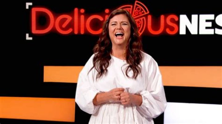 Kel Mitchell Teases ‘Craziest’ Food Fails On ‘Deliciousness’ & How His ‘Good Burger’ Past Comes In Handy