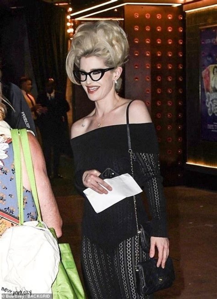 Kelly Osbourne Rocks Silky Black Dress On Date Night With BF Erik Bragg — Pics