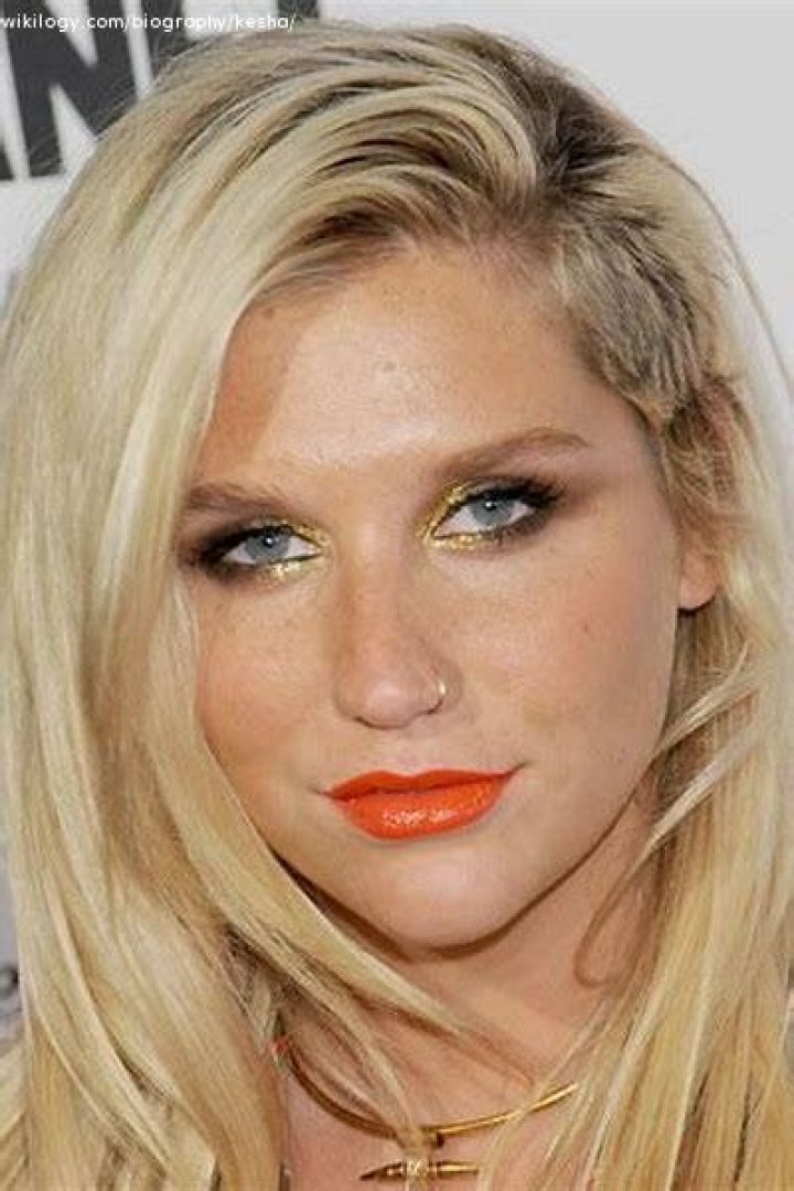 Kesha – Height, Weight, Bra Size, Measurements & Bio