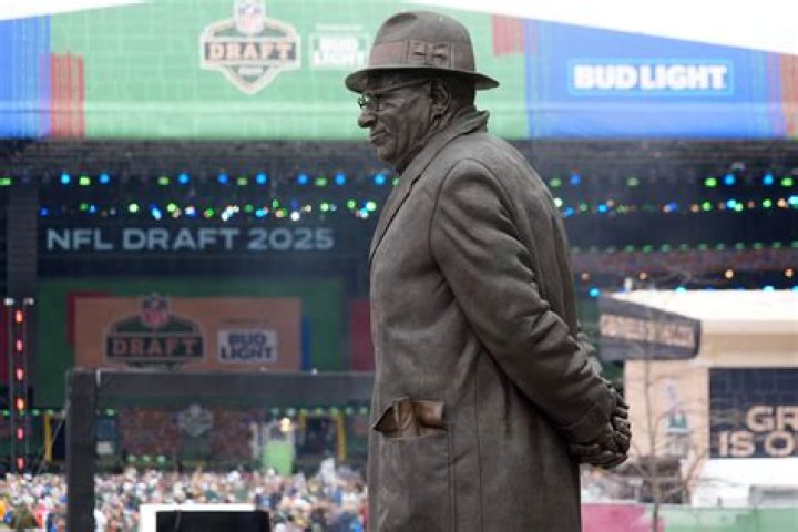 Kevin Campbell Height, Weight, Net Worth, Age, Birthday, Wikipedia, Who, Instagram, Biography