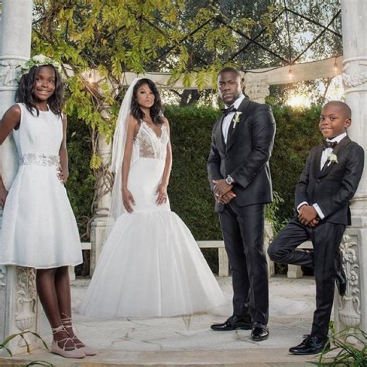 Son & Daughter Look Adorable – Hollywood Life