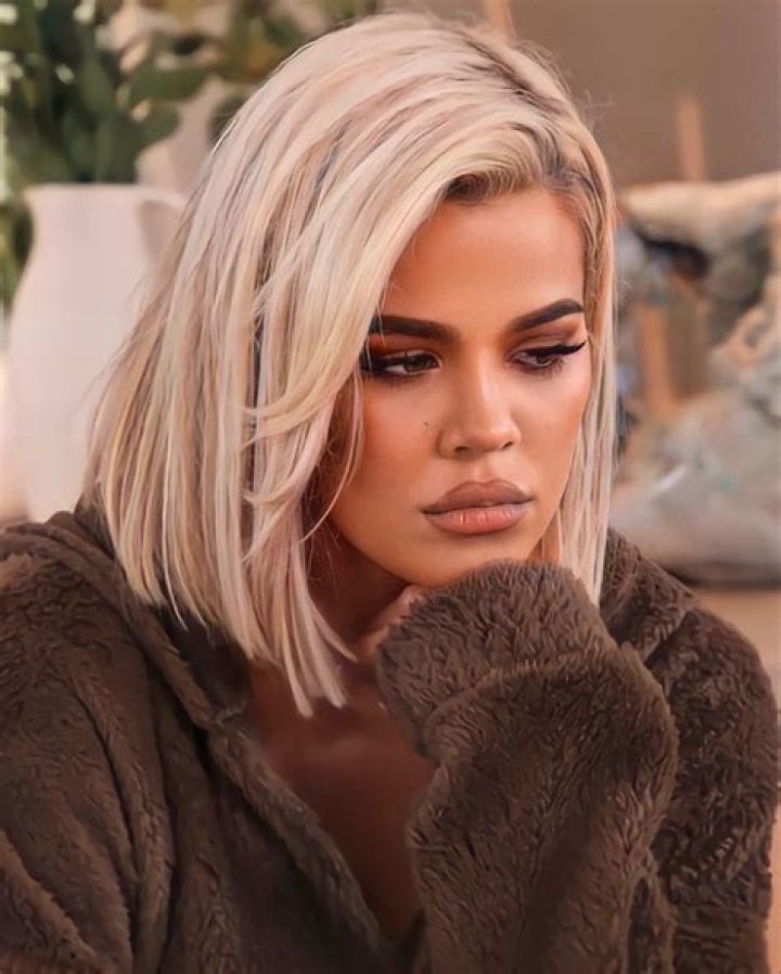 Khloe Kardashian’s Bob Haircut — See Her Bring Back Her Shorter Hairstyle – Hollywood Life