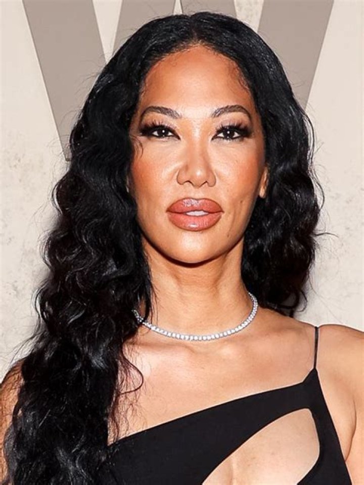 Kimora Lee Simmons — See Pics – Hollywood Life