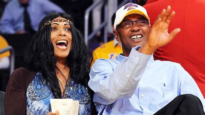 Kobe Bryant’s Mom, Pamela, Seen For 1st Time Since Helicopter Crash – Hollywood Life