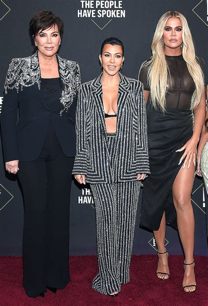 Kourtney Kardashian Goes To Blink-182 Concert After Pregnancy Reveal – Hollywood Life