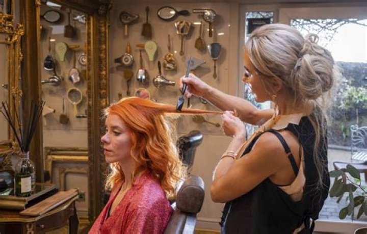 Kristen Stewart’s Hair Guru Adir Abergel Tells You How To Trim Your Hair At Home 