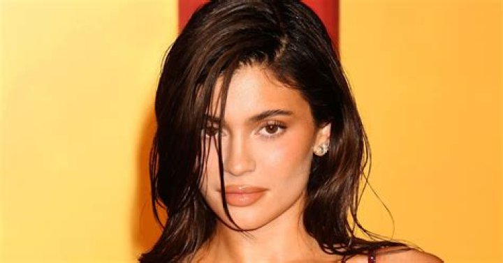 Kylie Jenner Reveals What She’d Be Doing If She Wasn’t Famous: I Should ‘Do This On The Side’