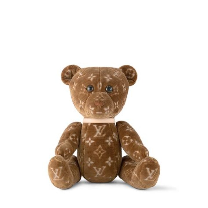 Kylie Jenner Shows Off Her Son’s Louis Vuitton Teddy Bear That’s Worth Over $20,000