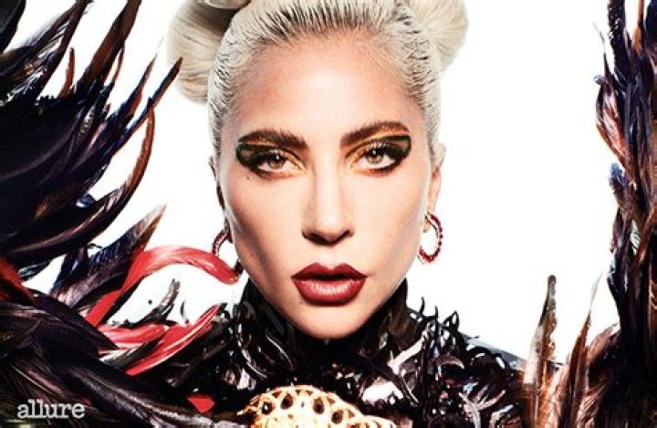 Platinum Blonde Braids On October Issue – Hollywood Life