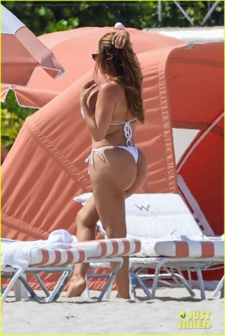 Larsa Pippen Slays Strappy Bikini As She Goes On Vacation: Photo – Hollywood Life