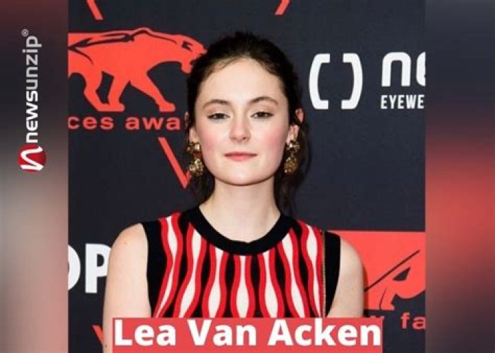 
Lea Van Acken Height, Weight, Net Worth, Age, Birthday, Wikipedia, Who, Nationality, Biography 