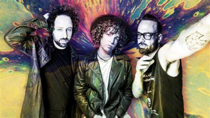 Left Field Messiah Share ‘Young Libertine’