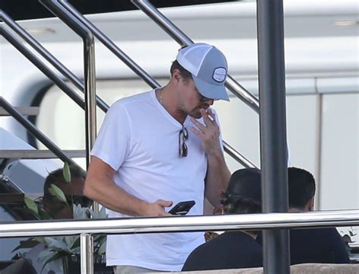 Leonardo DiCaprio Parties With Models On Yacht For NYE: Photos – Hollywood Life
