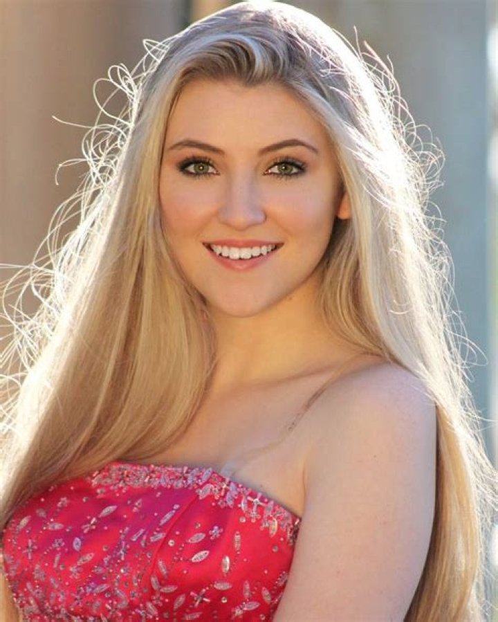 Lexie Grace Wiki, Bio, Net Worth, Height, Weight, Age & More