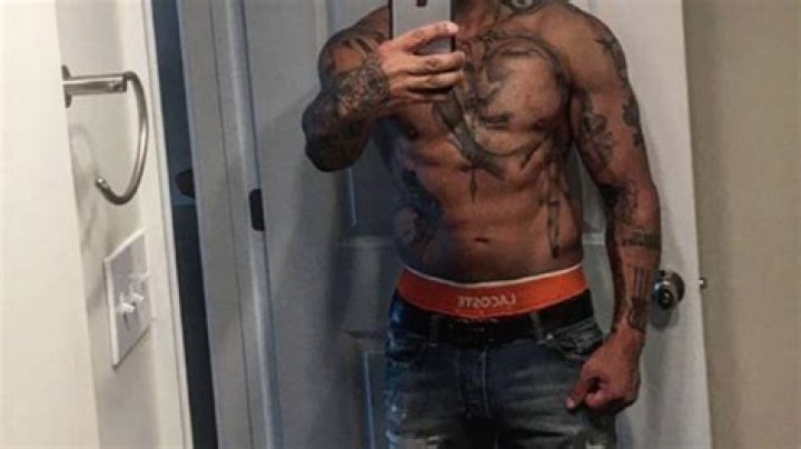 ‘L&HH’ Star Benzino Posts Shirtless Photos On Instagram — Sexy Pics – Hollywood Life