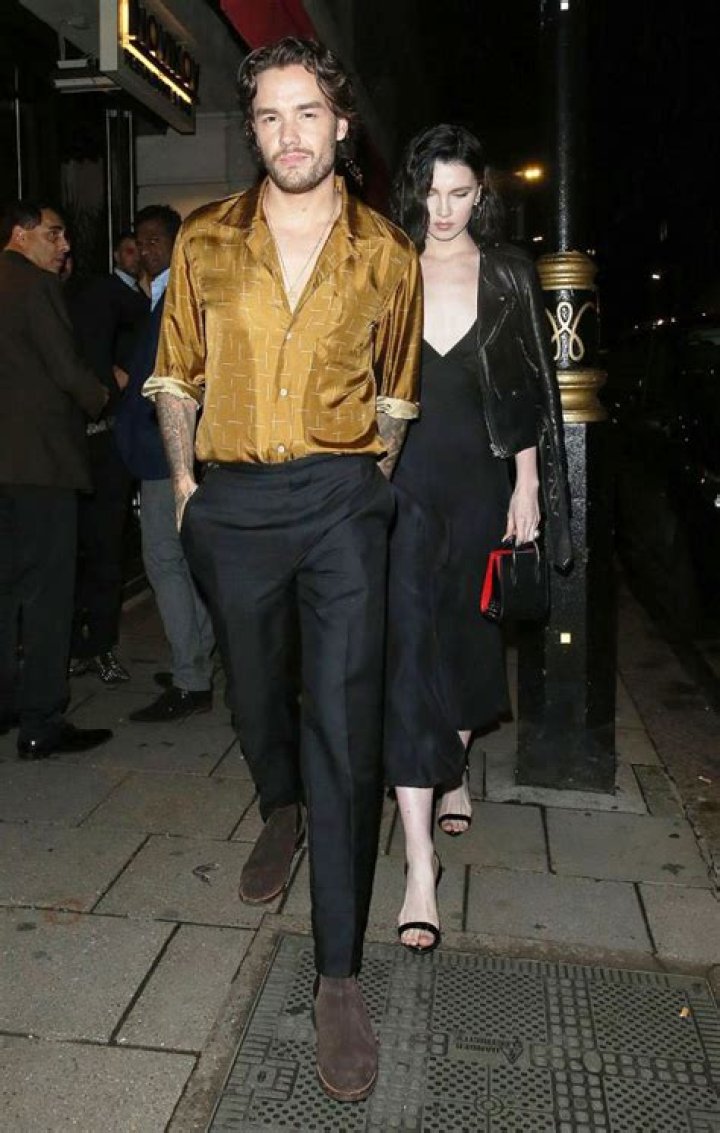 1D Singer Confirms Maya Henry Engagement – Hollywood Life