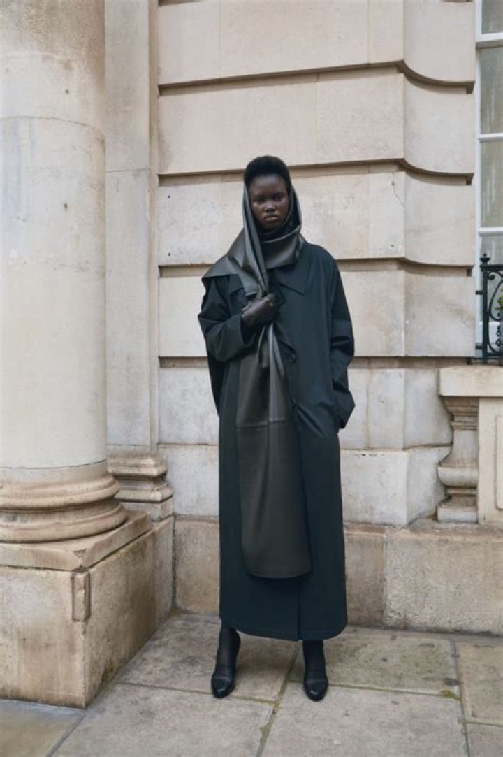 
Louise Thornfeldt Height, Weight, Net Worth, Age, Birthday, Wikipedia, Who, Nationality, Biography 