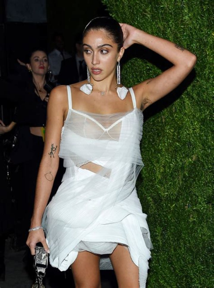 Lourdes Leon Wears Silver Mini Dress On ‘Vogue’ Cover: Photos – Hollywood Life