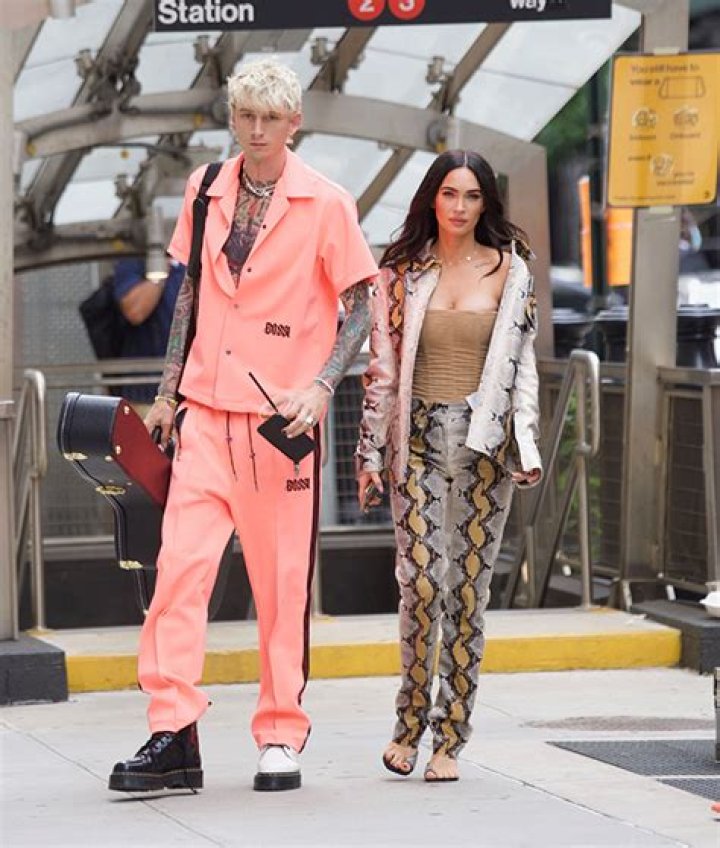 Machine Gun Kelly Accidentally Stabbed Himself To Impress Megan Fox – Hollywood Life