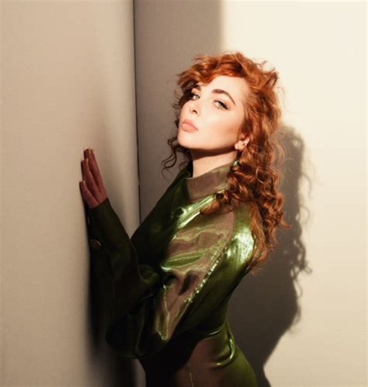 Maisy Kay Shares Video For ‘Karma Is A B-tch Like You’ – Hollywood Life