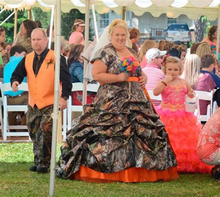 Mama June & Sugar Bear’s Wedding — ‘Here Comes Honey Boo Boo’ Finale – Hollywood Life