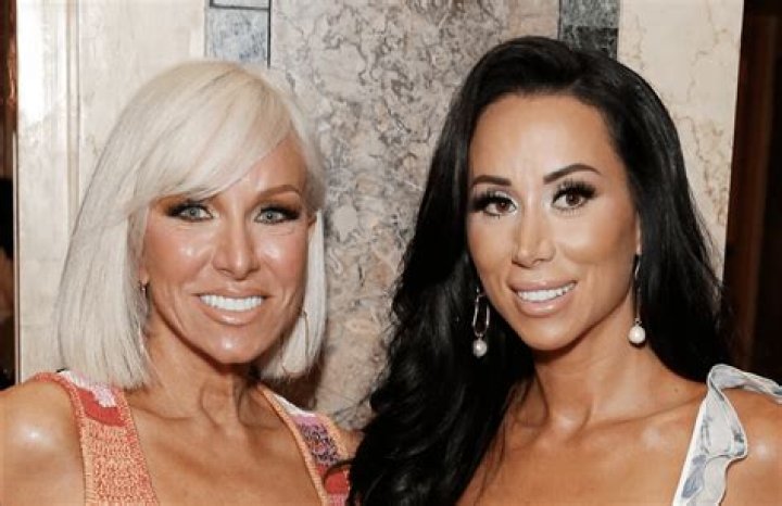 Margaret Josephs & Jennifer Aydin Fight On ‘RHONJ’ – Hollywood Life