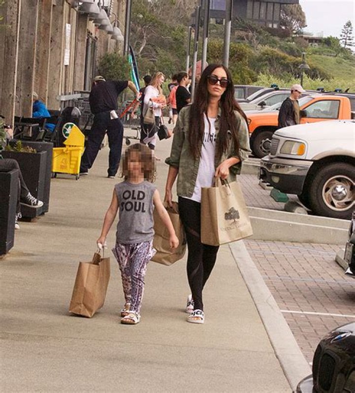 Megan Fox & Machine Gun Kelly Go Shopping With Her 3 Sons Days Before Christmas: Photos